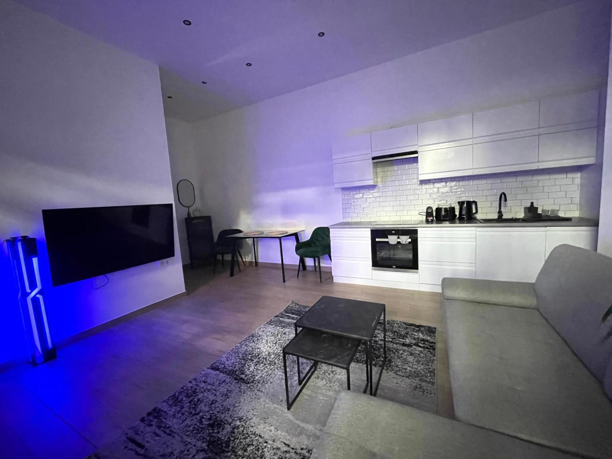 Apartmán Smart Near The Westend City Center *